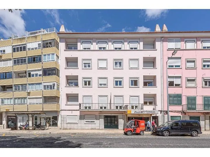 Houze_4 Room Apartment In Central Lisbon Near Zoo